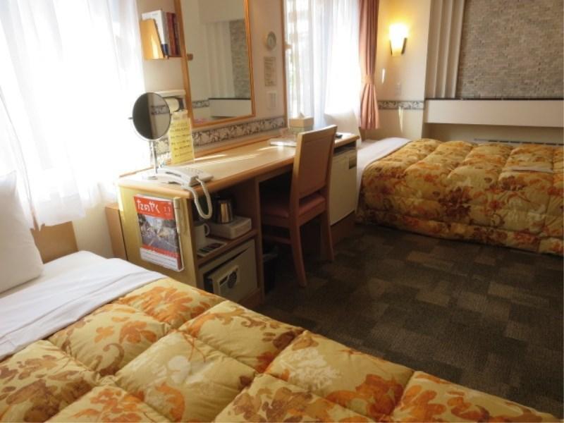Toyoko Inn Higashi-Hiroshima Saijo Ekimae Extérieur photo